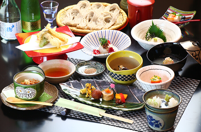 伝統の蕎麦と食材