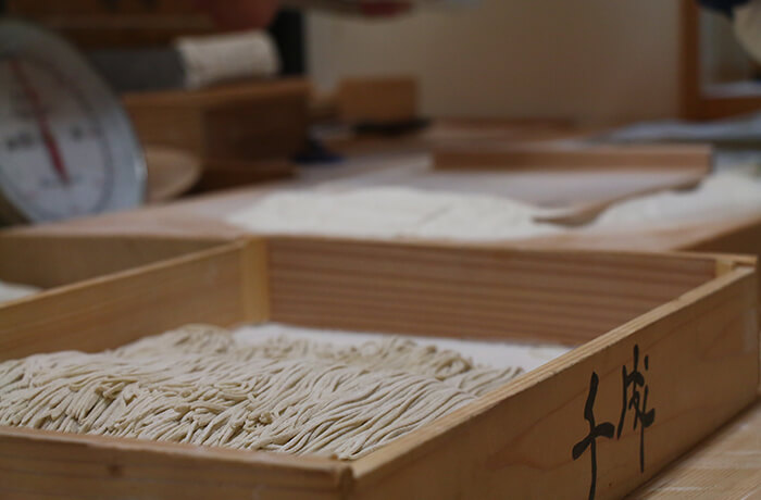 伝統の蕎麦と食材